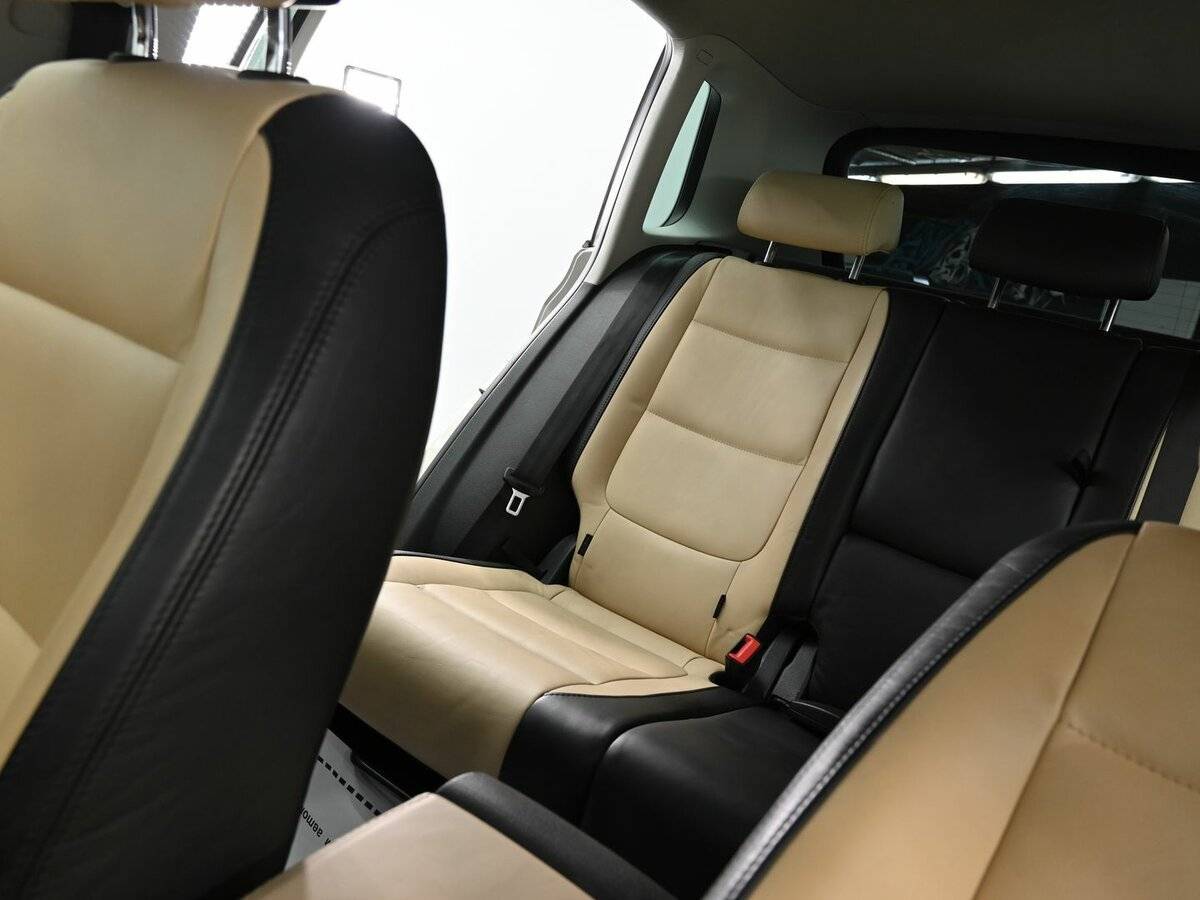 Volkswagen Tiguan, 2012 Фото №14