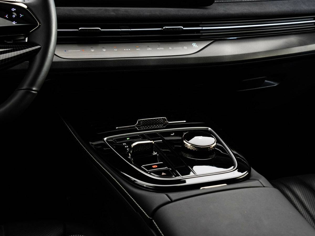 Exeed LX, 2024 Фото №11