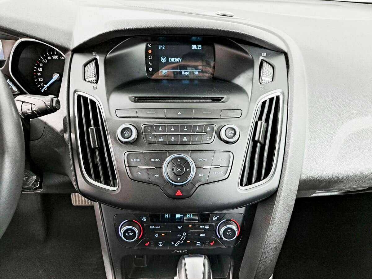 Ford Focus, 2018 Фото №12