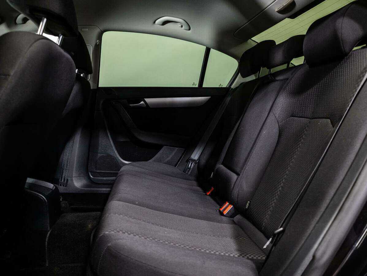 Volkswagen Passat, 2013 Фото №8