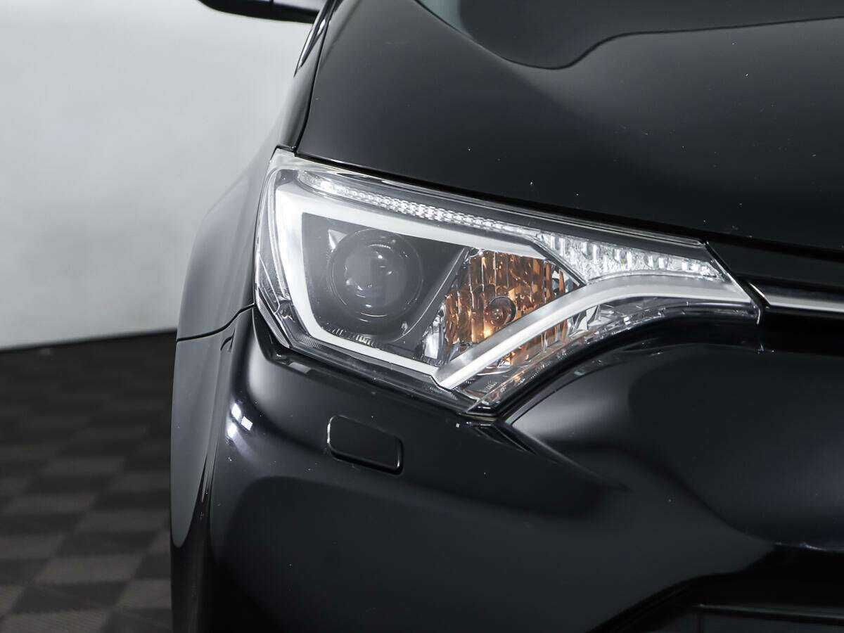 Toyota RAV4, 2017 Фото №19