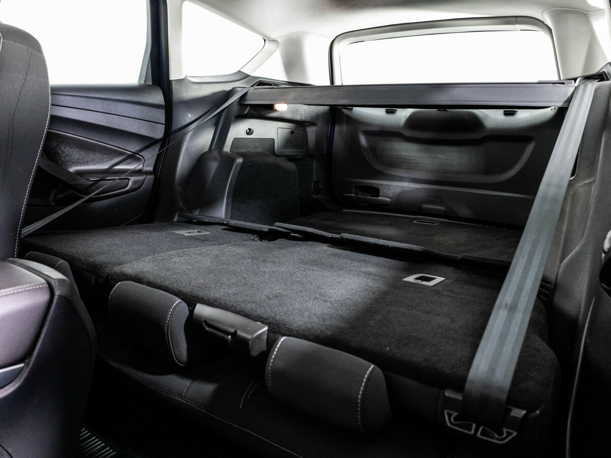 Ford Kuga II Рестайлинг, 2017 Фото №17