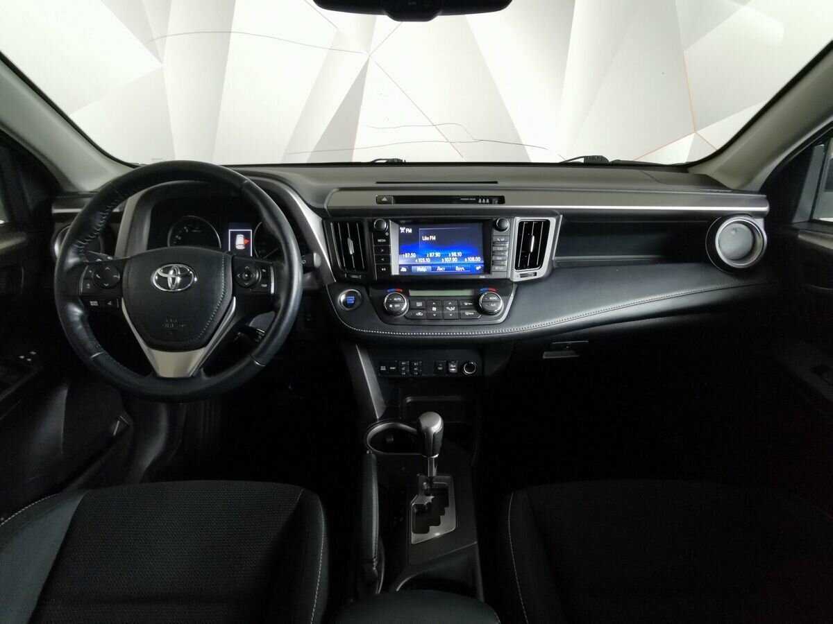 Toyota RAV4, 2018 Фото №10