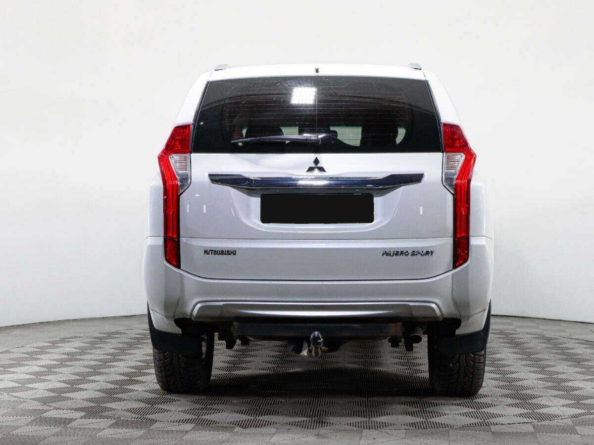 Mitsubishi Pajero Sport, 2018 Фото №6