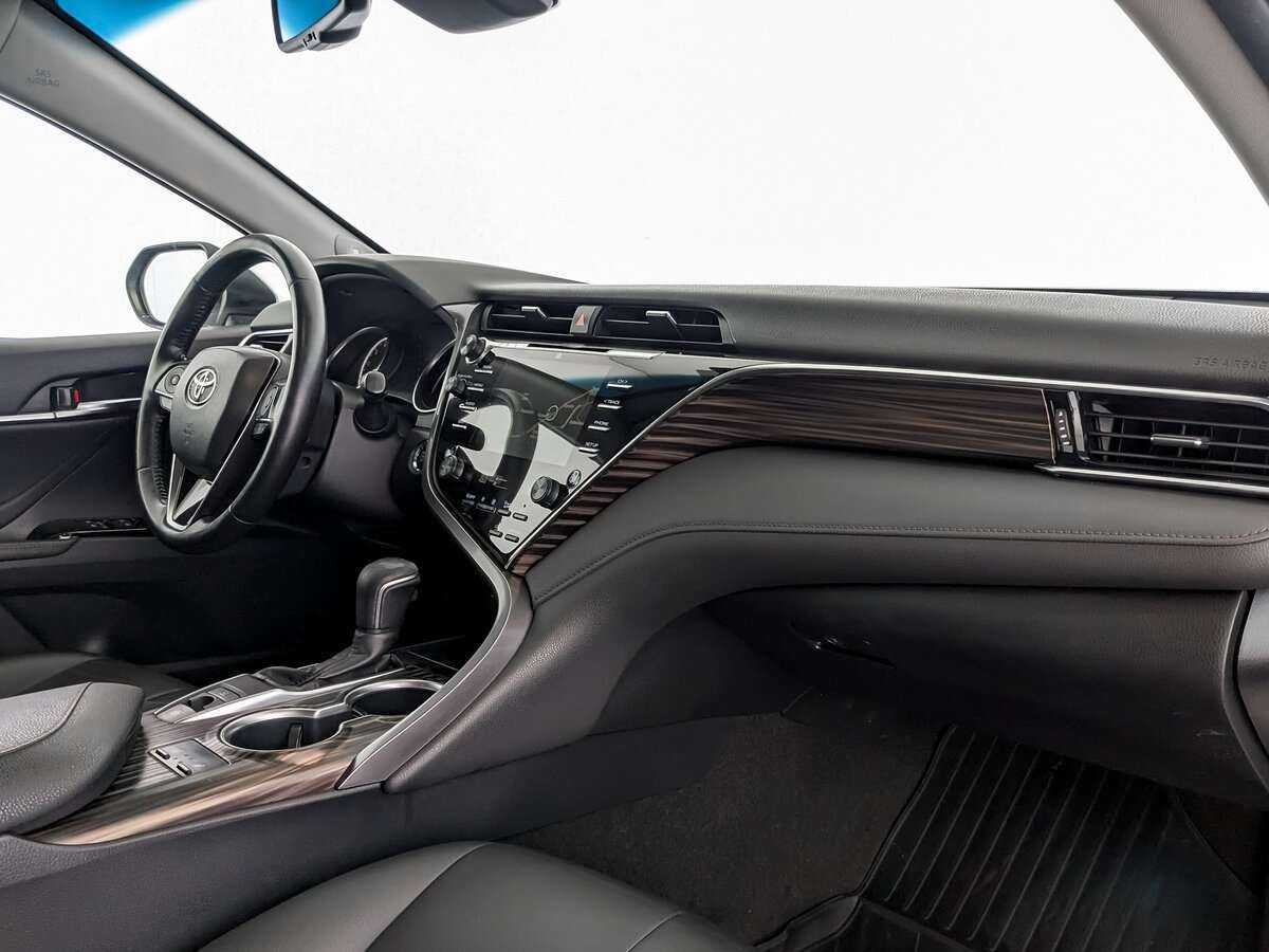 Toyota Camry, 2019 Фото №11