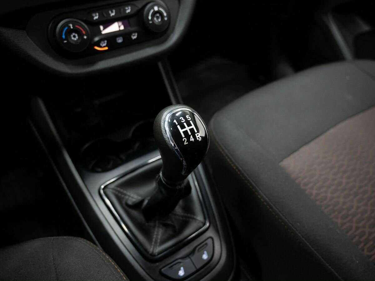 Lada (ВАЗ) Vesta SW, 2021 Фото №15