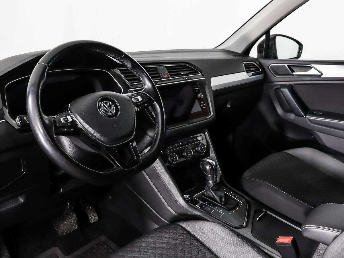 Volkswagen Tiguan, 2017 Фото №9