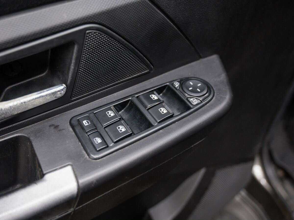 УАЗ Patriot, 2017 Фото №16