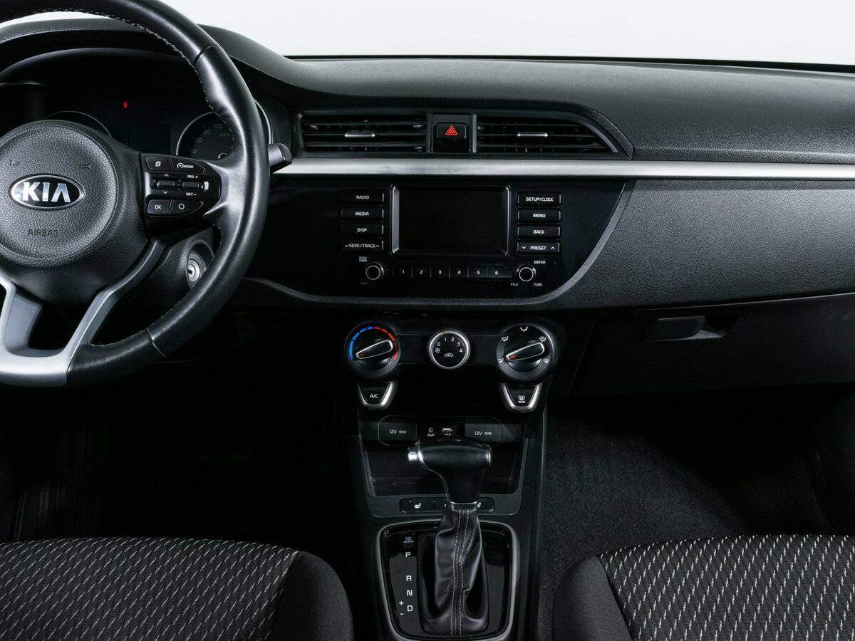 Kia Rio X-Line, 2019 Фото №8