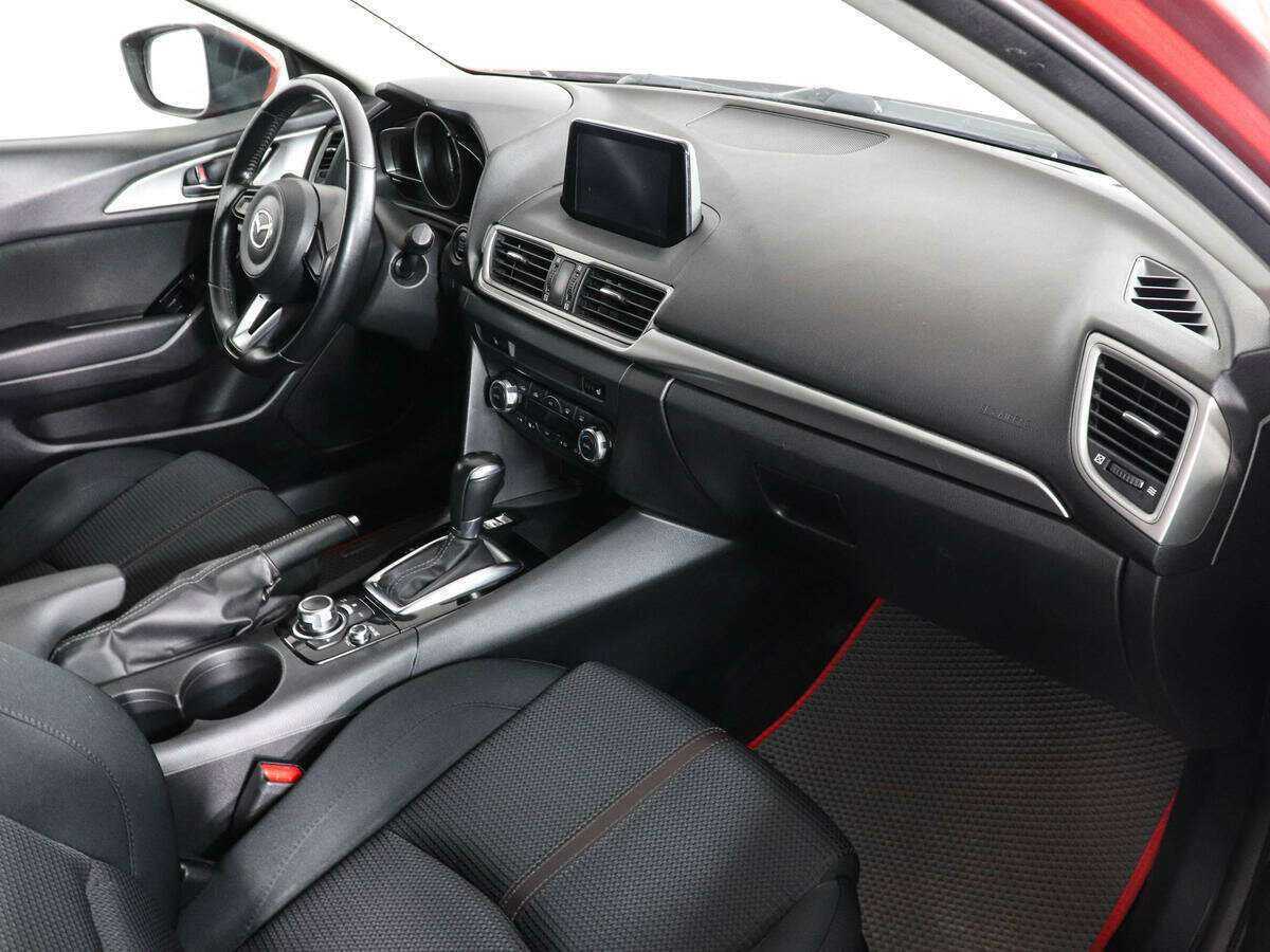 Mazda 3, 2018 Фото №10