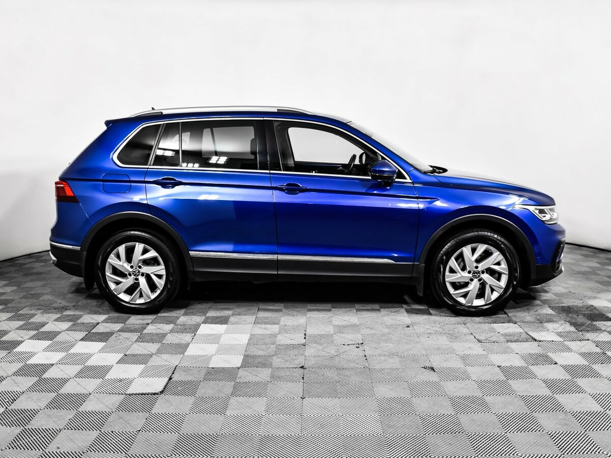 Volkswagen Tiguan II Рестайлинг, 2020 Фото №4
