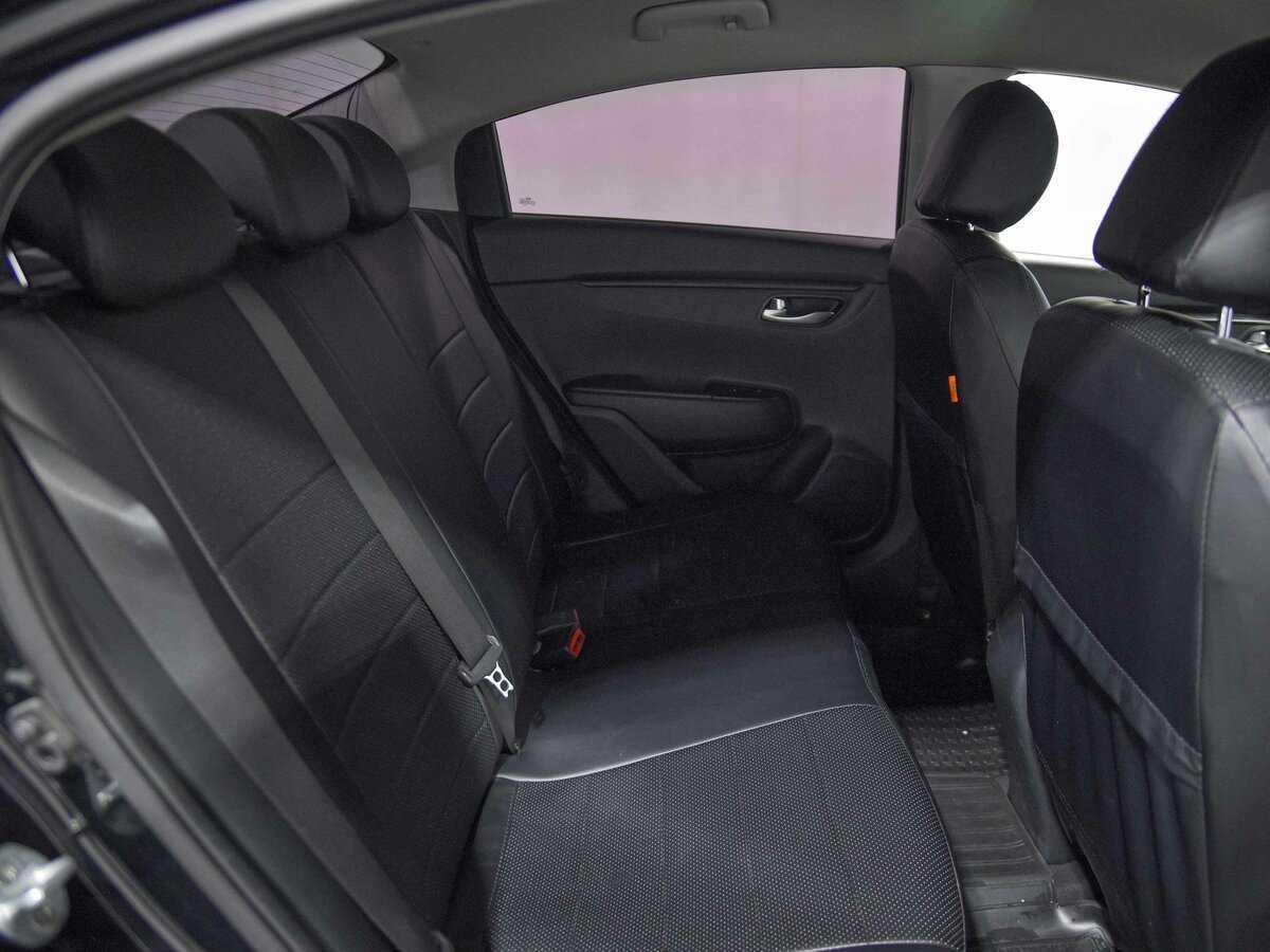 Kia Rio, 2018 Фото №16