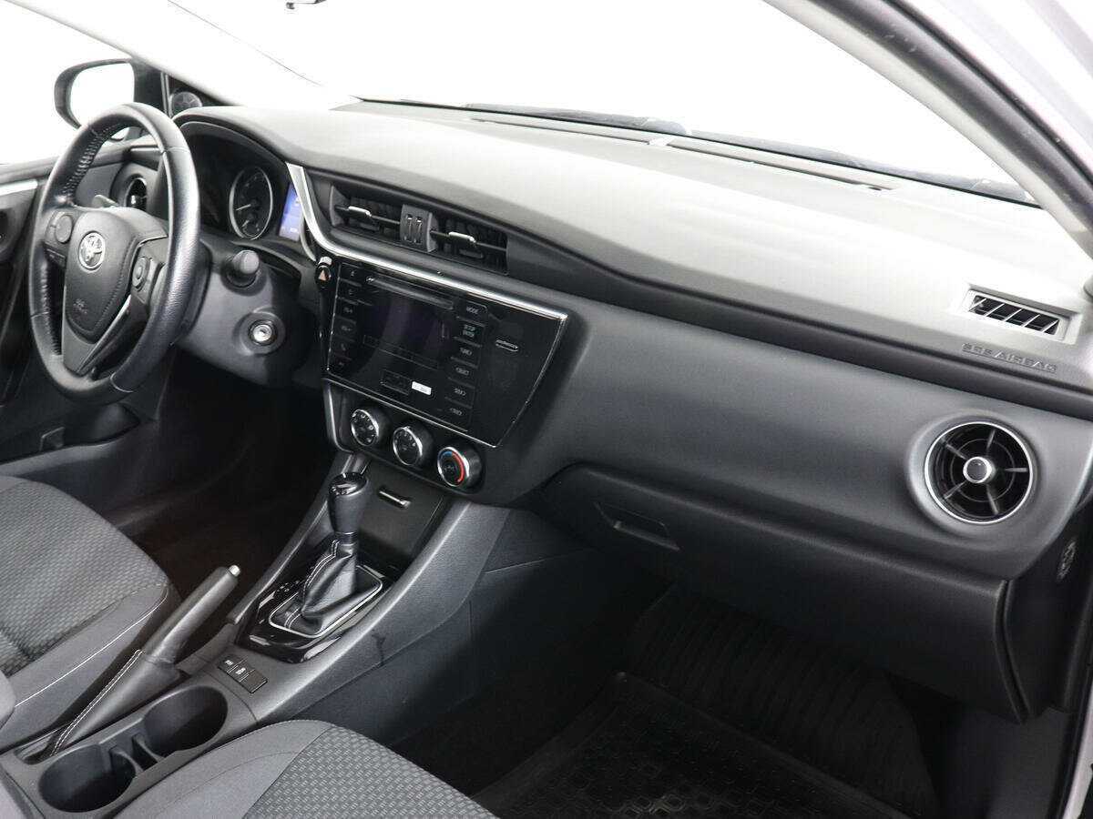 Toyota Corolla, 2017 Фото №10