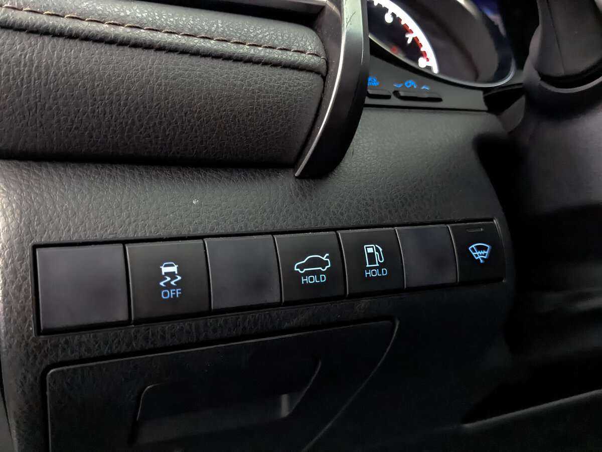 Toyota Camry, 2021 Фото №22