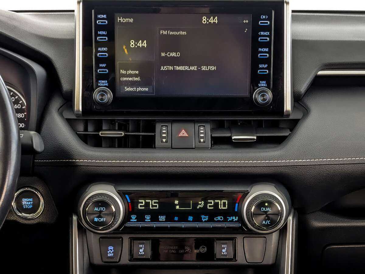 Toyota RAV4, 2020 Фото №13