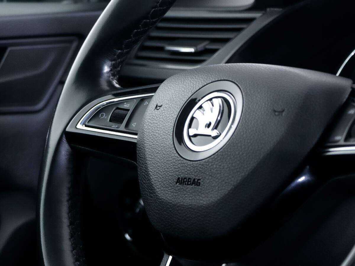 Skoda Superb, 2018 Фото №12