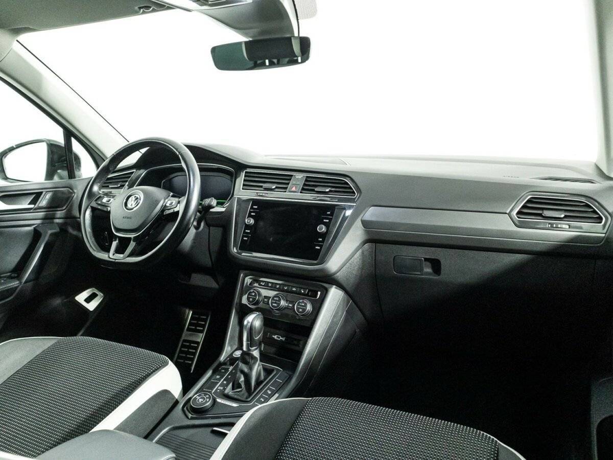 Volkswagen Tiguan, 2019 Фото №9