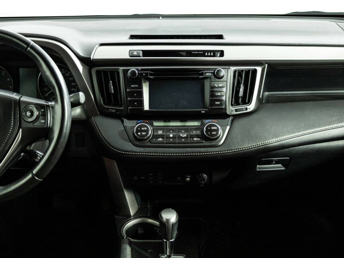 Toyota RAV4 IV (XA40) Рестайлинг, 2016 Фото №14