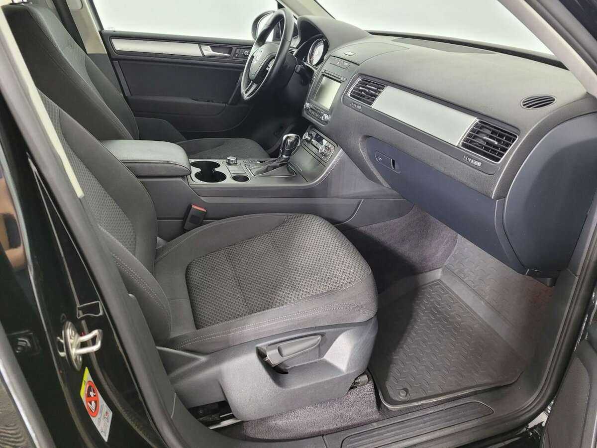 Volkswagen Touareg, 2012 Фото №14