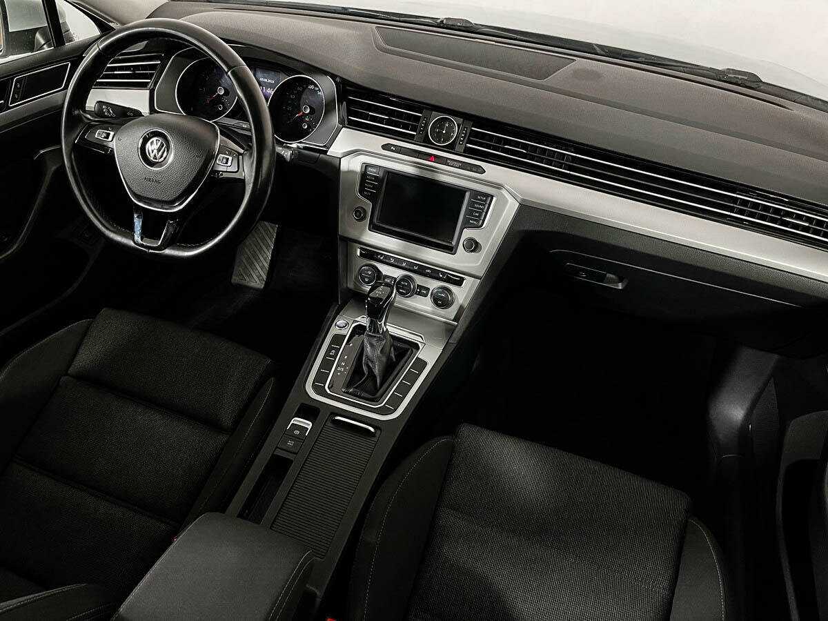 Volkswagen Passat, 2016 Фото №9