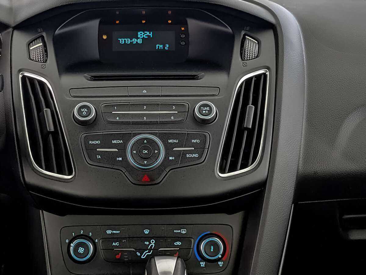 Ford Focus, 2018 Фото №13