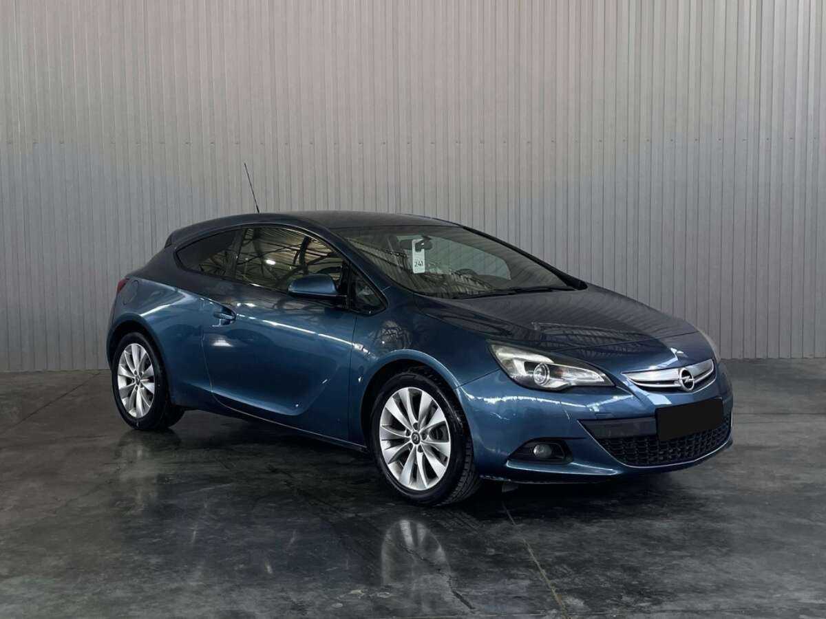 Opel Astra GTC, 2014 Фото №3
