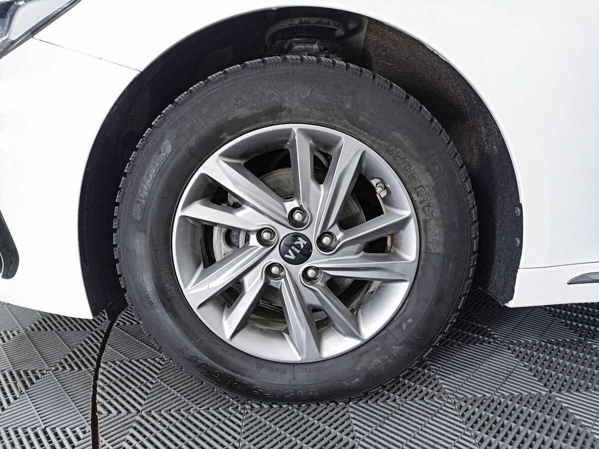 Kia K5, 2018 Фото №18