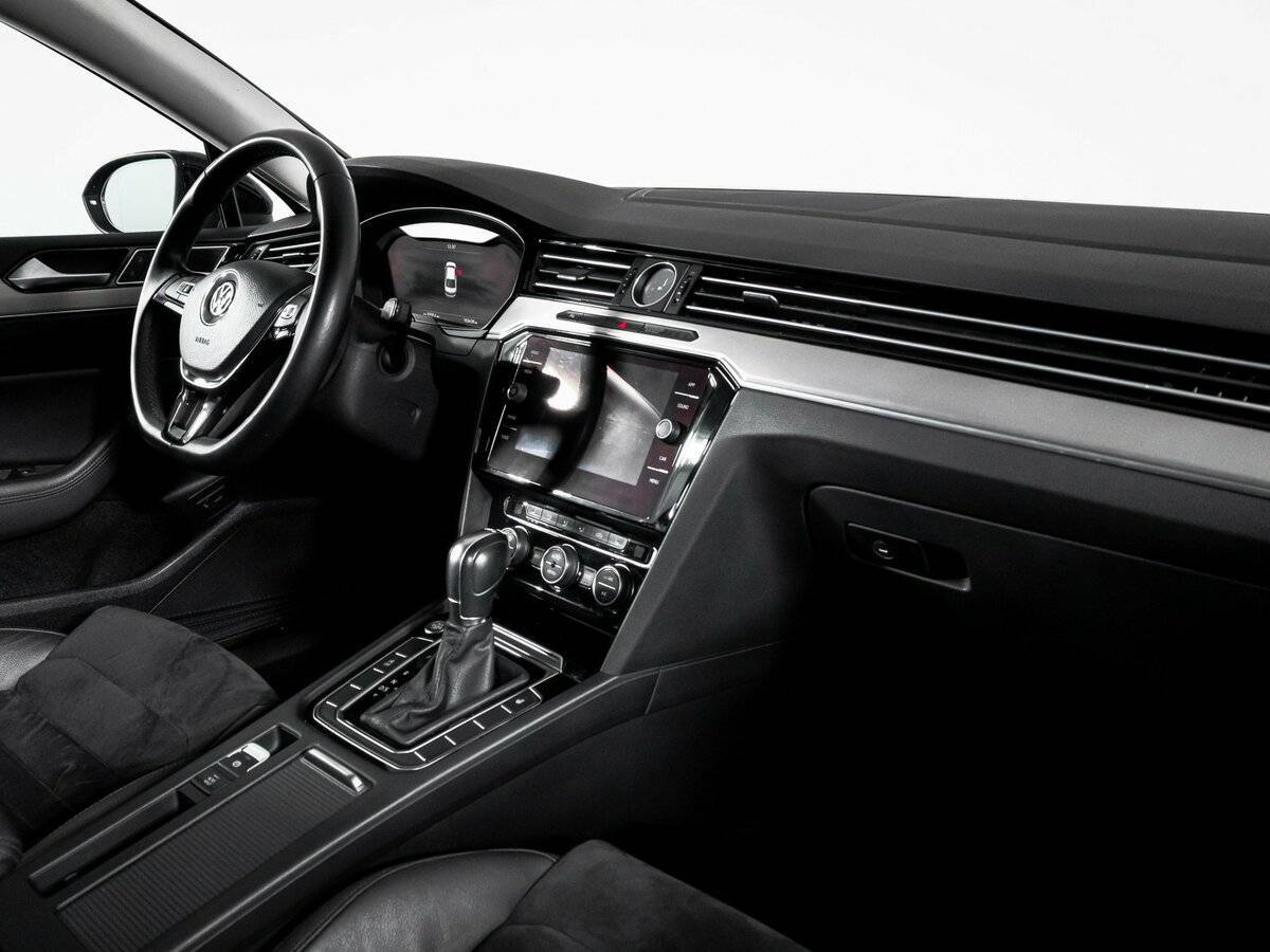 Volkswagen Passat, 2019 Фото №9