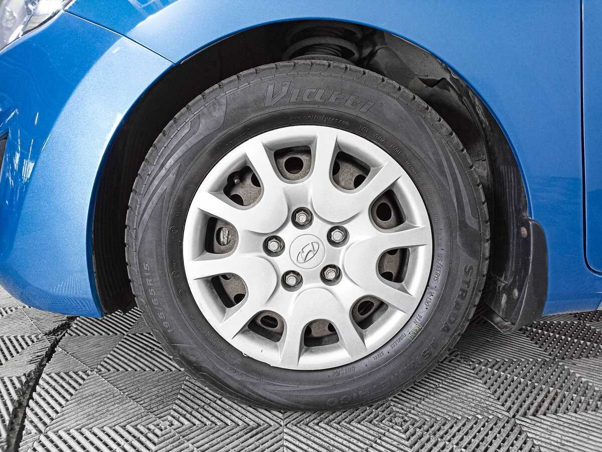 Hyundai i30, 2013 Фото №18