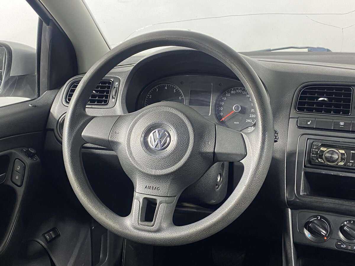 Volkswagen Polo, 2012 Фото №10