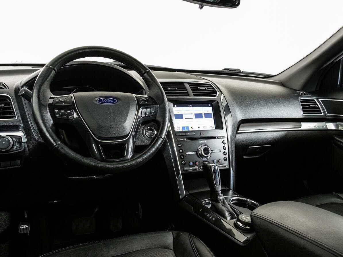 Ford Explorer, 2017 Фото №9