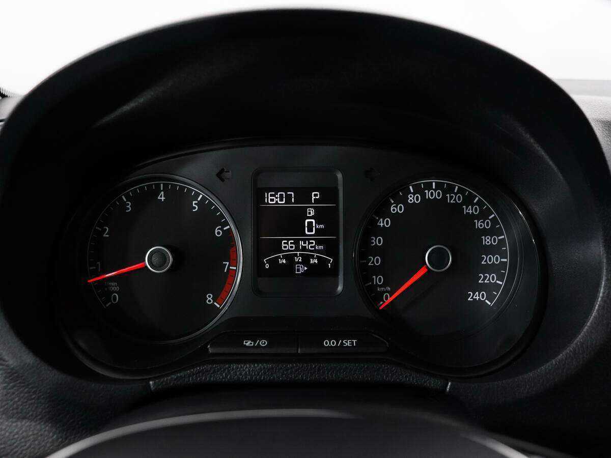 Volkswagen Polo, 2019 Фото №11