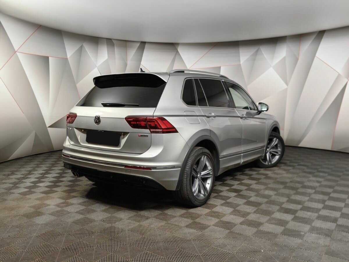 Volkswagen Tiguan, 2018 Фото №2