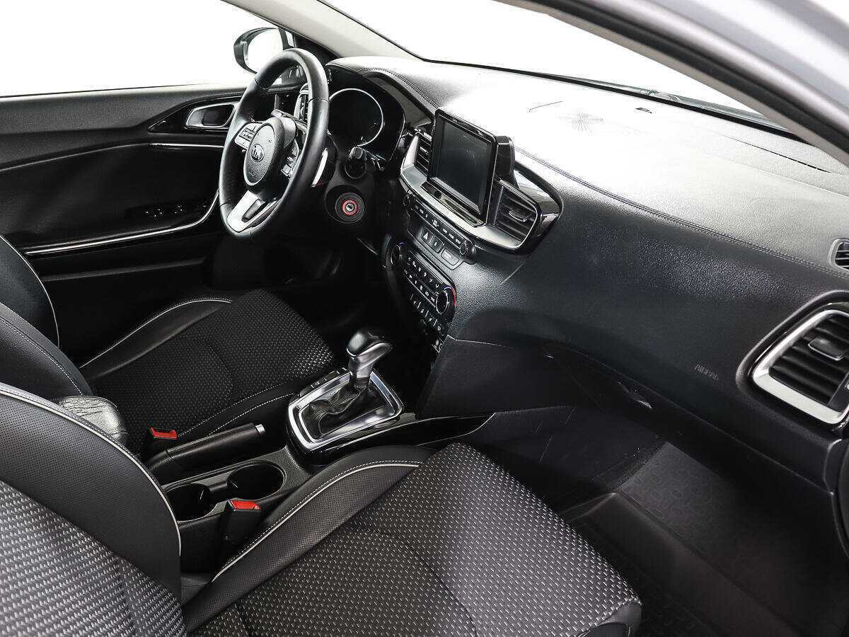 Kia Ceed, 2018 Фото №9