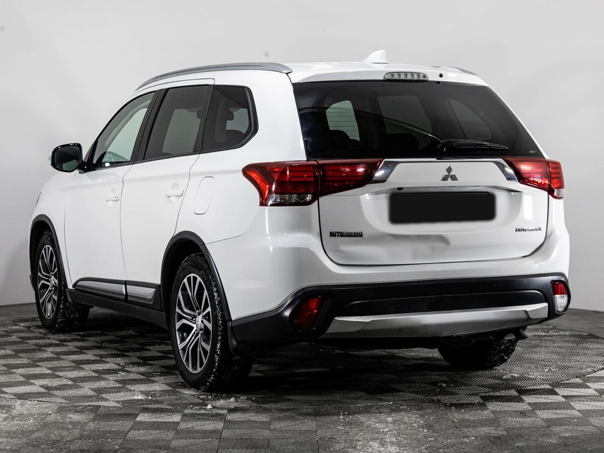 Mitsubishi Outlander III Рестайлинг 2, 2017 Фото №6