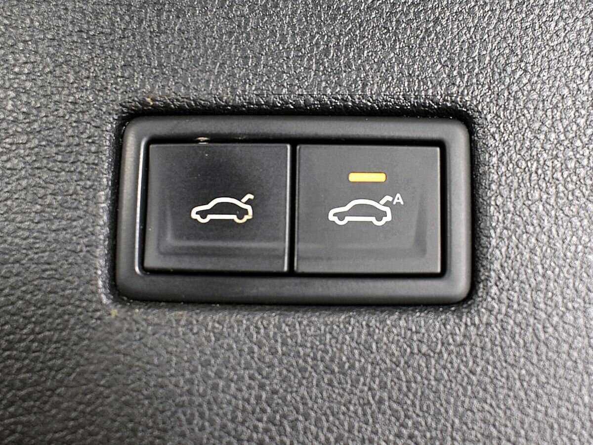 Volkswagen Tiguan, 2020 Фото №15