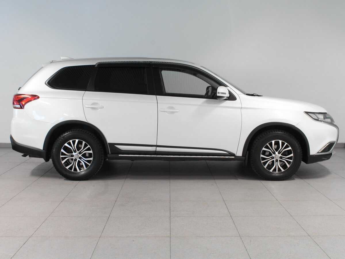 Mitsubishi Outlander, 2017 Фото №4