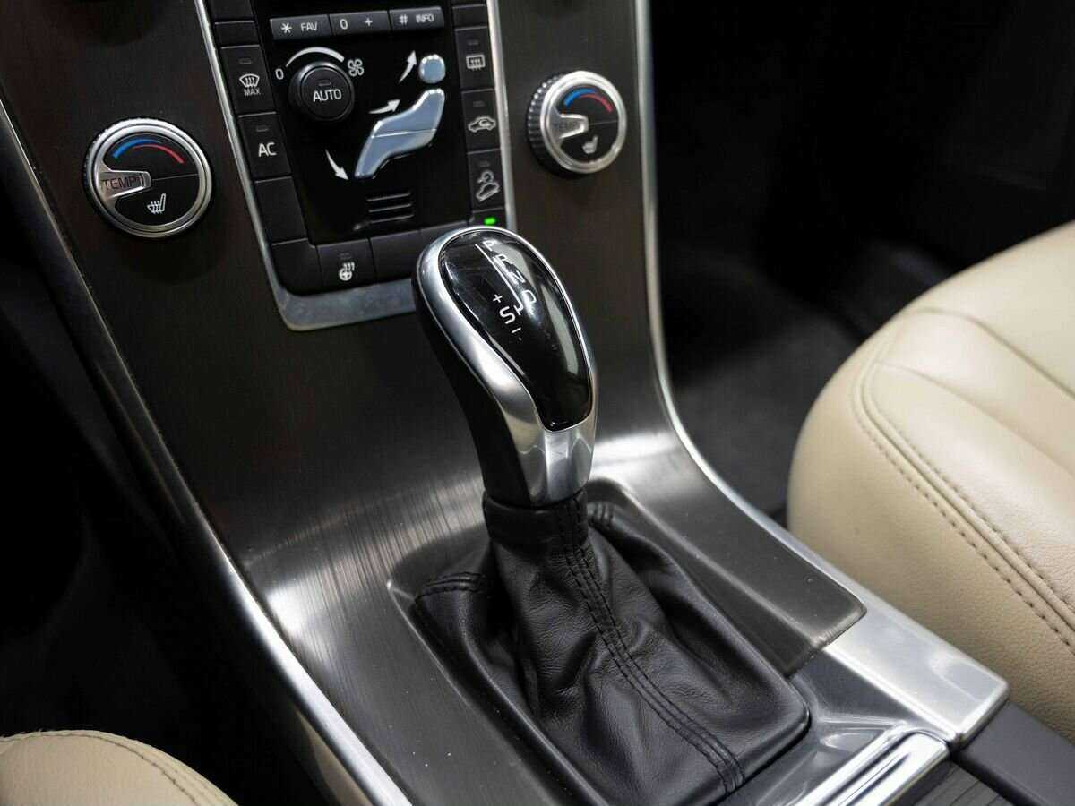 Volvo XC60, 2014 Фото №23