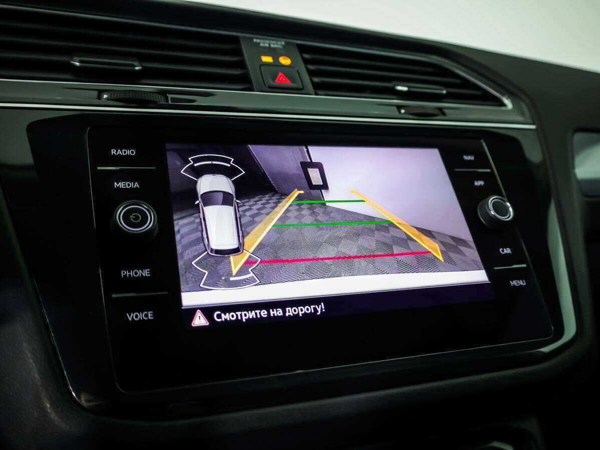 Volkswagen Tiguan, 2020 Фото №13