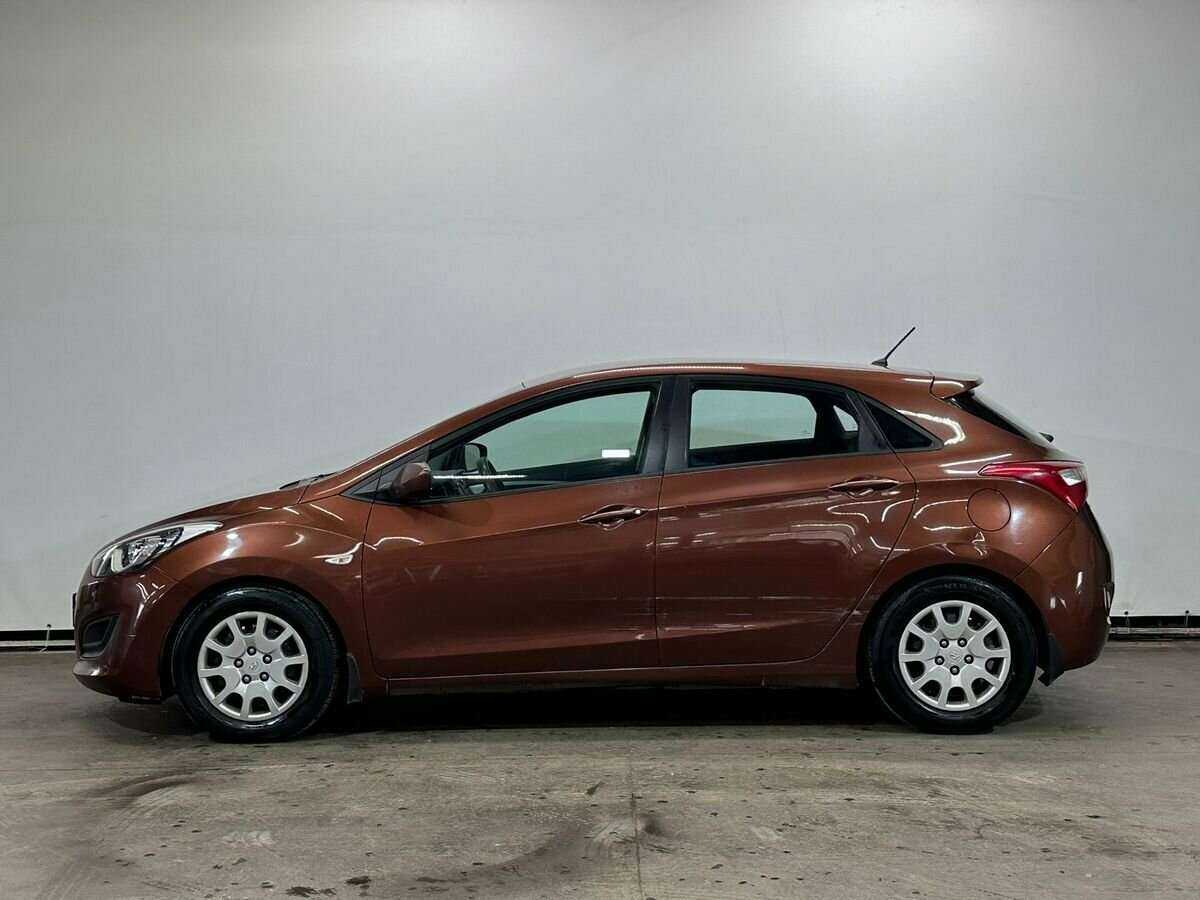 Hyundai i30, 2012 Фото №8