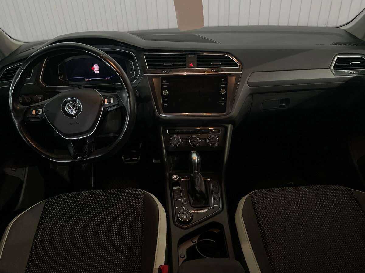 Volkswagen Tiguan, 2019 Фото №10