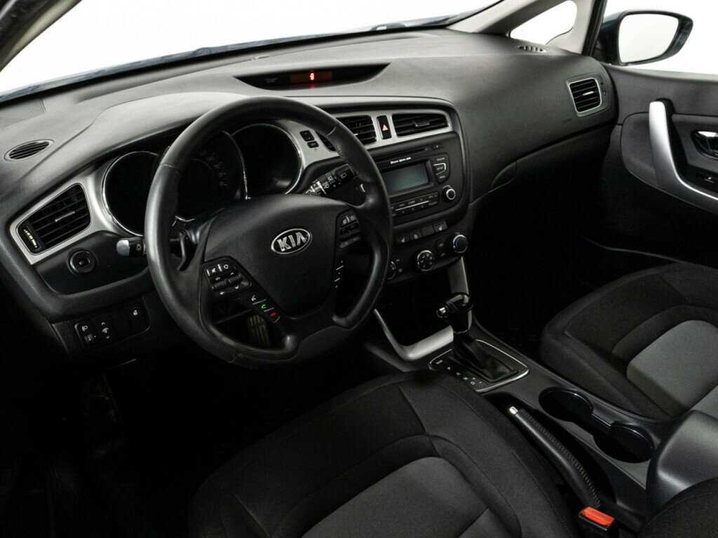 Kia Ceed, 2012 Фото №11