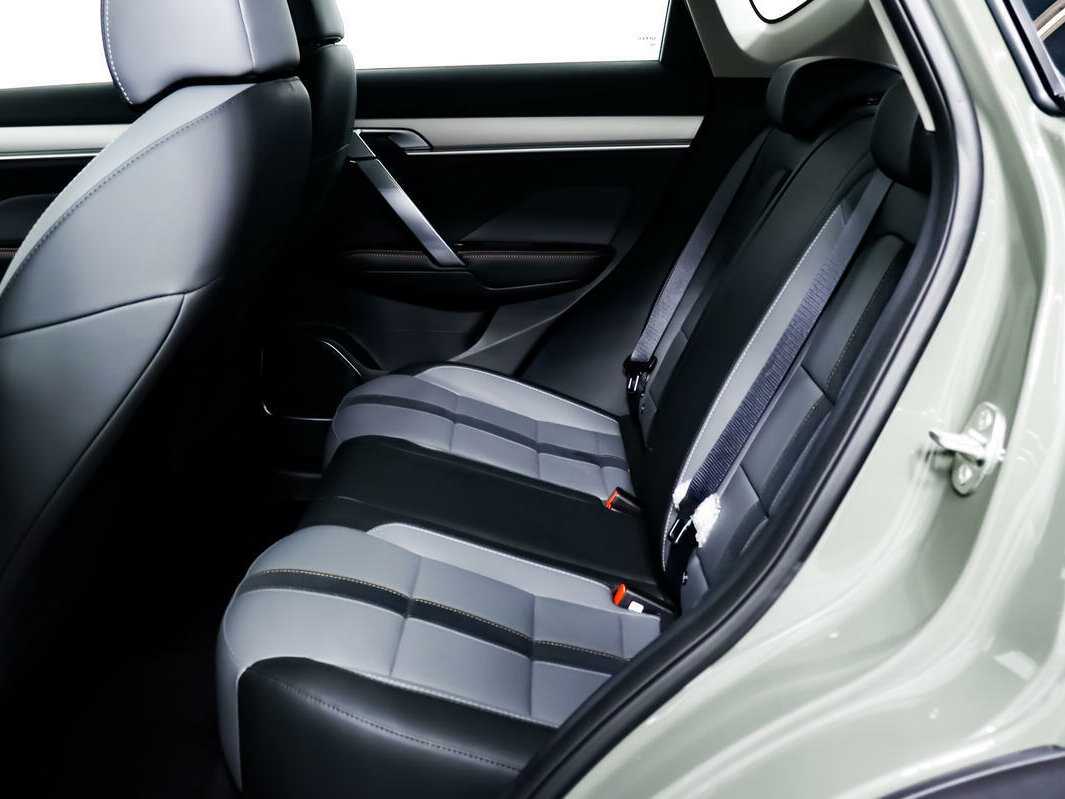 Geely Coolray (Binyue Cool), 2023 Фото №11