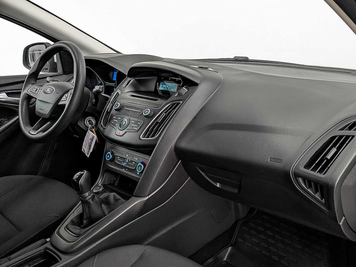 Ford Focus, 2017 Фото №11