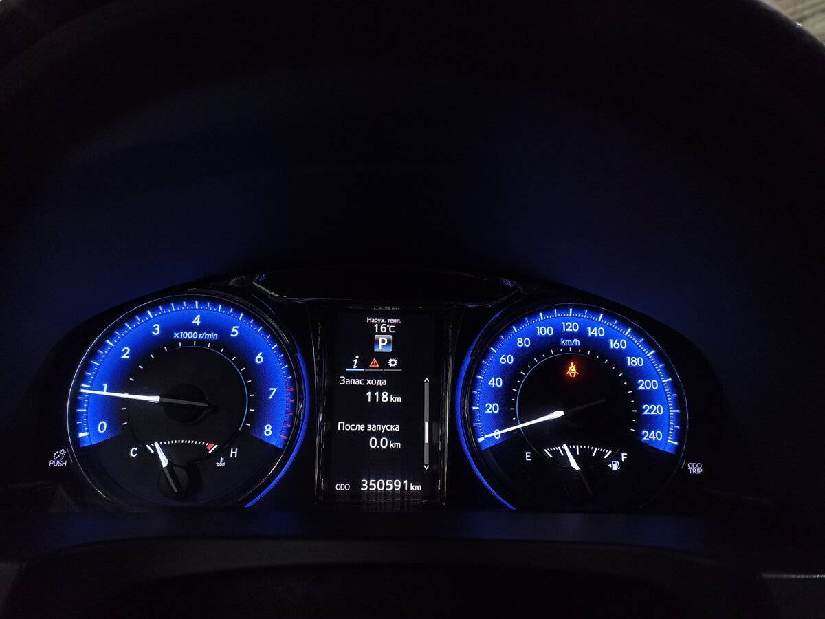 Toyota Camry, 2016 Фото №13