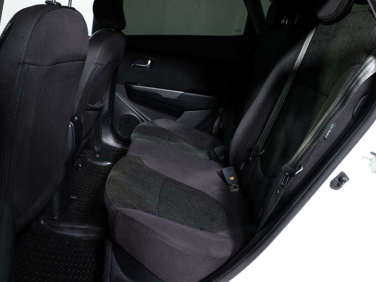 Kia Rio, 2016 Фото №8