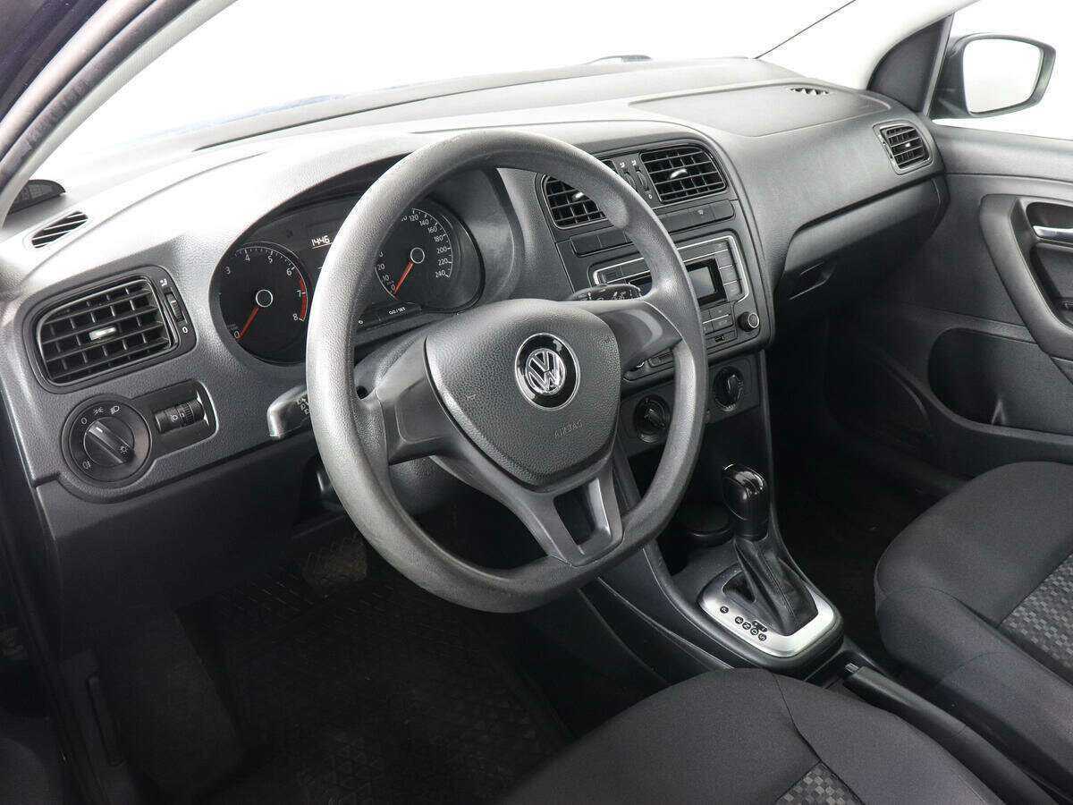 Volkswagen Polo, 2017 Фото №9