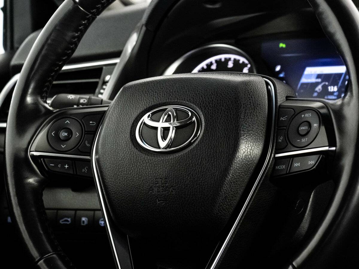 Toyota Camry, 2018 Фото №14