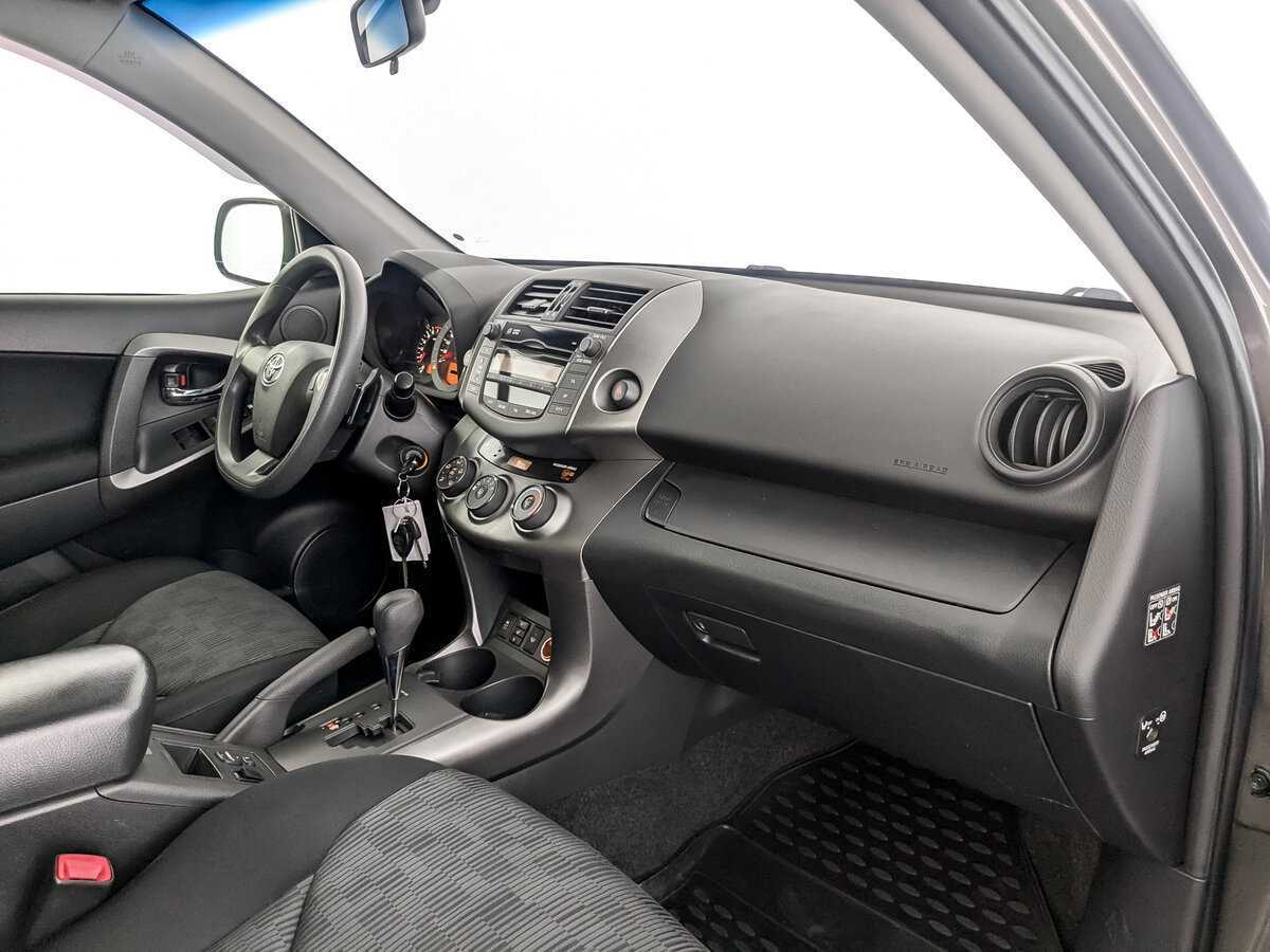 Toyota RAV4, 2012 Фото №11
