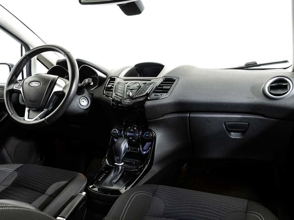 Ford Fiesta, 2017 Фото №7